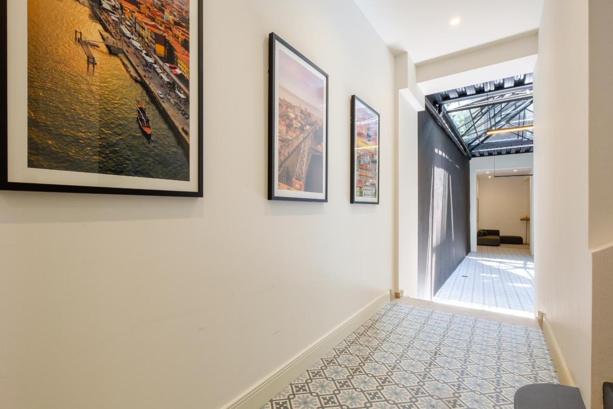Art Deco 22 Luxury 2br Downtown Metro Ac Porto
